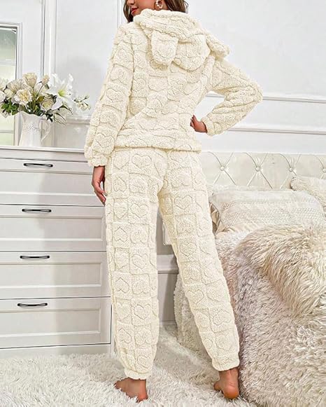 Pijama Corazón con Capucha - ¡Prepárate para el Invierno! OFERTA SOLO POR HOY😱