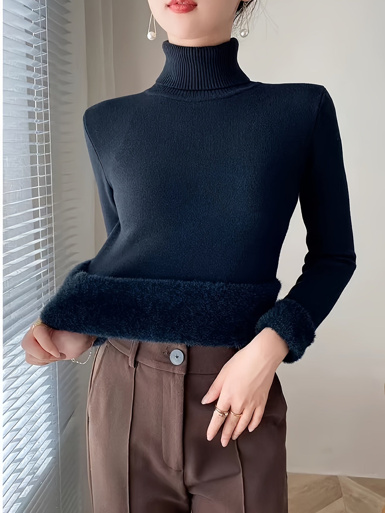 Suéter de Cuello Alto con Forro Polar para Mujer - Jersey Grueso y Tejido para Invierno, Blusa Larga Blanca con Escote Alto, Suave y Cálida para Combinar o Usar Sola
